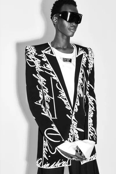 Look 14